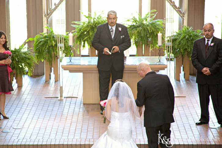 Dallas Wedding Photographers - K & S Photography Marty Leonard Chapel Wedding Photography